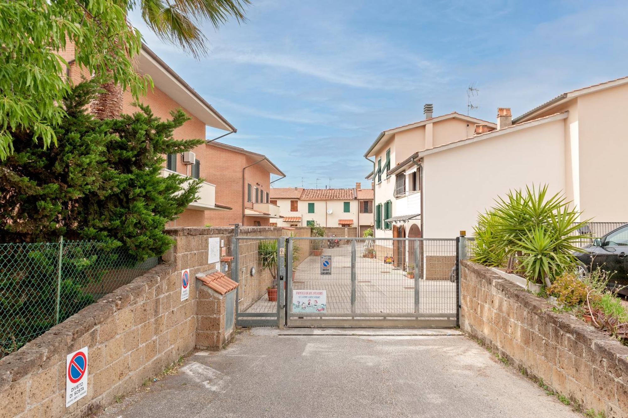 Cozy Retreat In Coastal Livorno Exterior foto